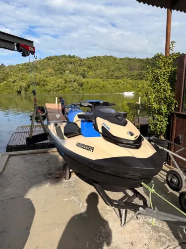 Jetski Seadoo Wake 170