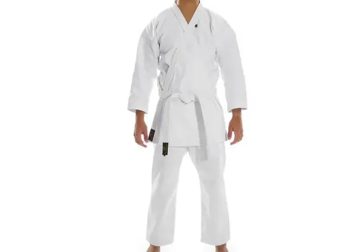 Kimono faixa branca de karatê 