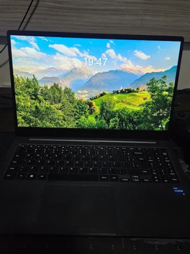 Samsung Galaxy Book 2 / 32gb de RAM / 1TB de HD / 256gb de SSD