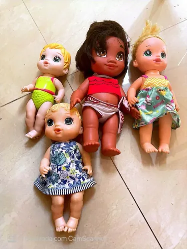 Jogo de bonecas original baby live