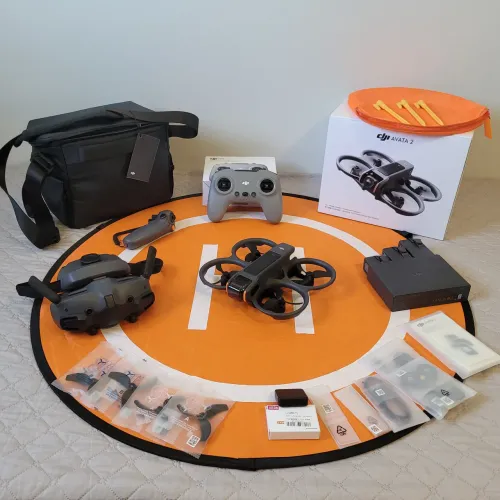 Avata 2 (Fly More Combo) + Controller 3 + acessórios