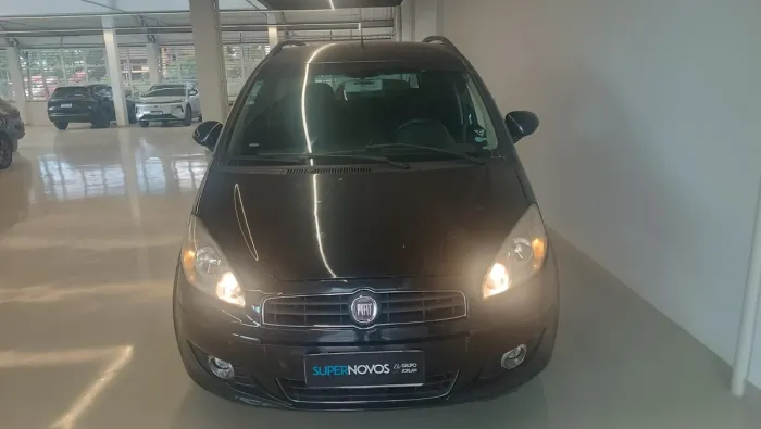 Fiat Idea Attractive 1.4 Fire Flex 8V 5P 2013
