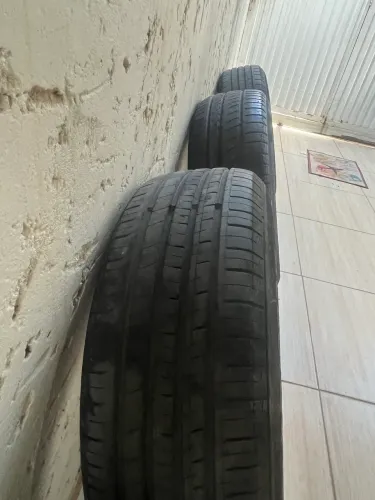 04 PNEUS MEIA VIDA 205/65 R15