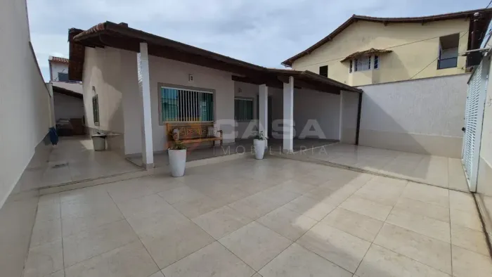 RF- Oportunidade! Casa MOBILIADA 3 quartos c/ suíte em Morada de Laranjeiras