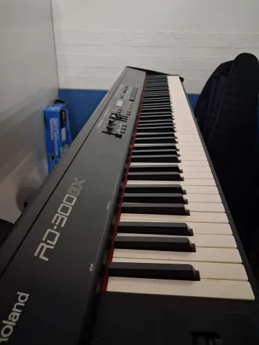Piano Digital Roland