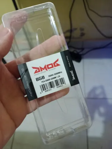Memória DDR4 GMOG, 8GB, 3200MHz, Preto