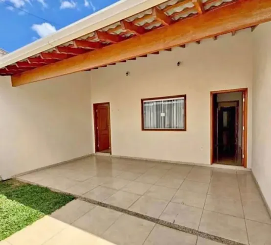 CASA NO ANCURI COM 2 QUARTOS
