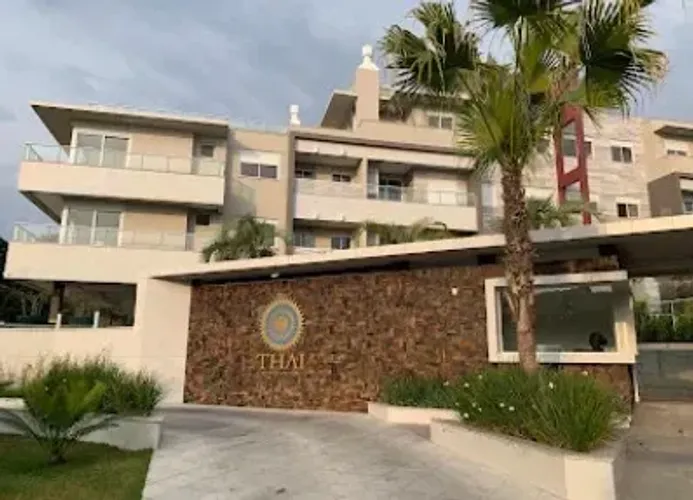 Unidade de 3 dormitórios sendo 1 Suite + lavabo , banheiro social e 2 vagas