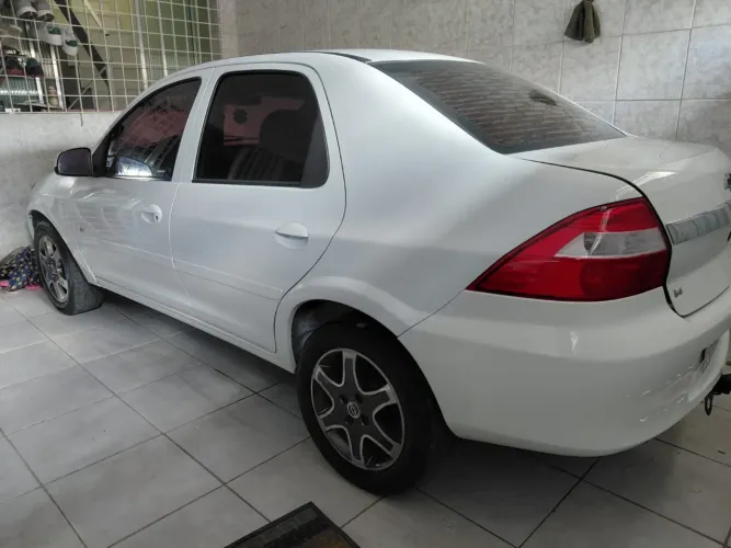 Chevrolet Prisma Sed. Maxx/ LT 1.4 8V Econof. 4P 2012