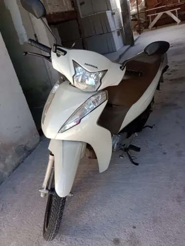 Vendo biz 125 quitada