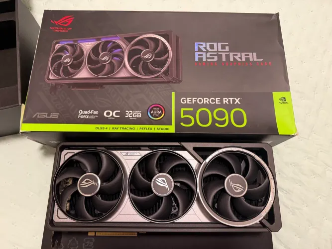 ASUS RTX 5090 ROG ASTRAL 32GB - PARA REPARO (PCB SWAP) OU COMPONENTES