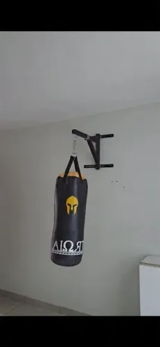 Saco de Pancada + Suporte de Parede + Retalho Extra - Boxe Muay Thai Treino em Casa