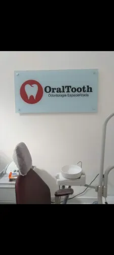 Placa de Vidro para recepção de comércio, salão, consultório, entre outros