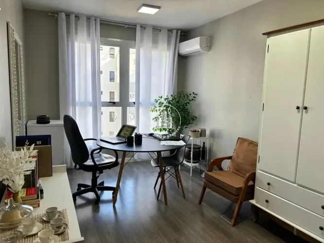 Escritório/Sala Comercial - 35m², Trindade - CEN