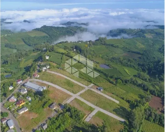 Terreno em Monte Belo no loteamento Quinta's Do Vale