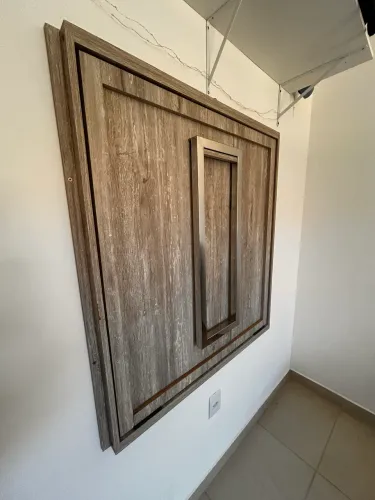 Mesa Dobrável Retrátil de parede - 108 x 96 cm | Excelente Estado