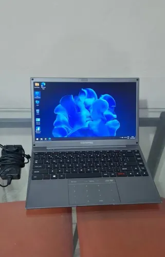 Notebook positivo c/ ssd - ideal para estudos e acessos.