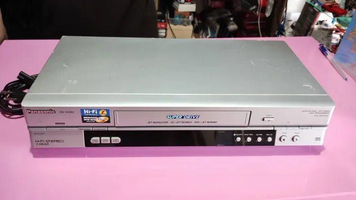 Vídeo cassete estéreo Panasonic