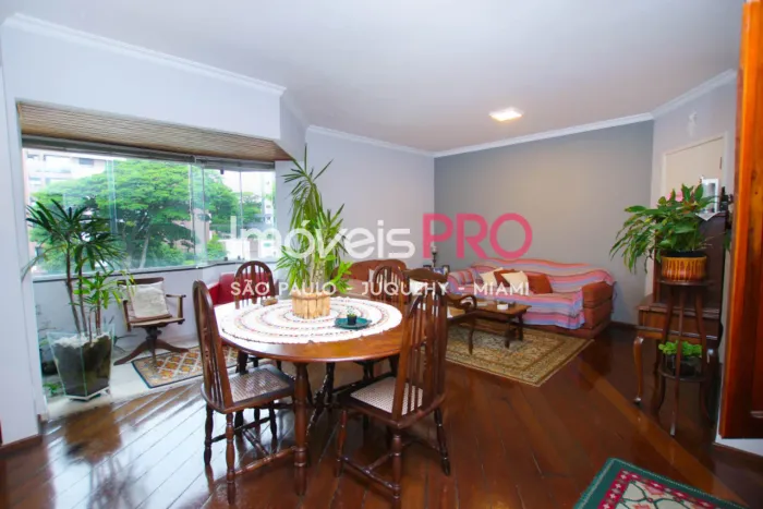 Apartamento 112m² 4 dormitórios 2 vagas de garagem no Campo Belo