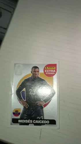 Figurinha prata ( Moisés caicedo)