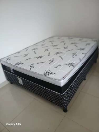 Cama de casal box