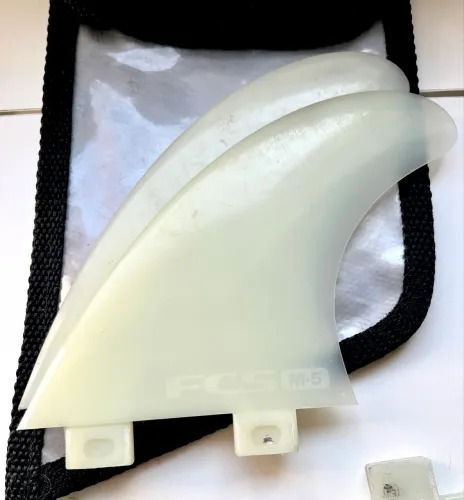 Jogo de Quilhas FCS M5 Original - Thruster + 2 de Brinde