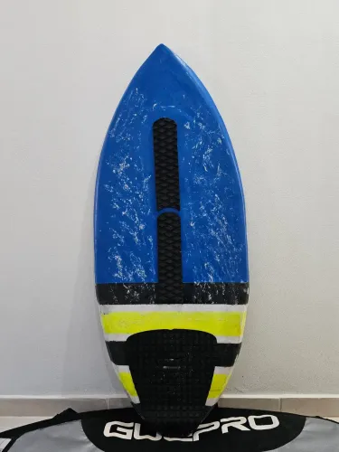 Skimboard