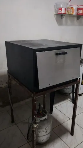 Forno a gás cristal aço em perfeitas condições de uso,valor 900 reais