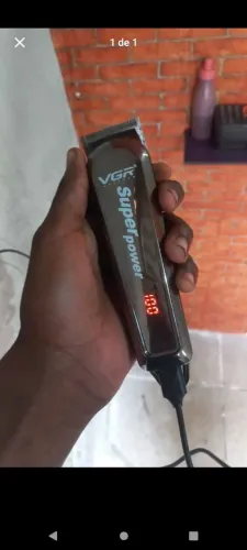 Máquina de Cortar Cabelo VGR