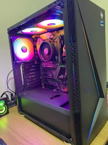 PC Gamer Ryzen 3 3200G | ASUS ROG Strix B350-F | SSD 256GB | Gabinete RGB