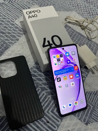 Celular Oppo A40