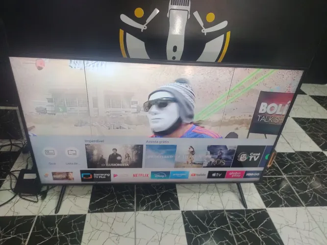 Vendo Smartv Samsung 50 polegadas 4k top de linha em estado de nova conforme fotos R$ 1650