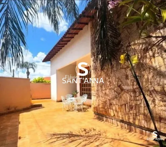 Vende-se casa Espaçosa em Fernandópolis-SP REF: FS20633
