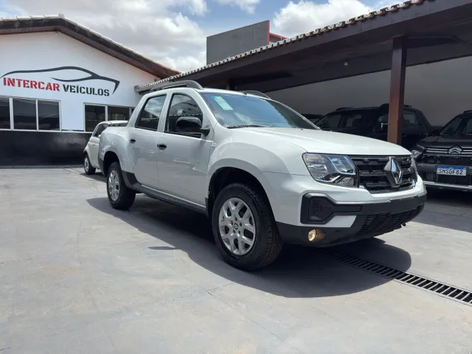 Renault Duster Oroch Intense 1.6 Flex 16V Mec. 2025