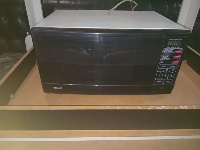 MICRO-ONDAS PHILCO 