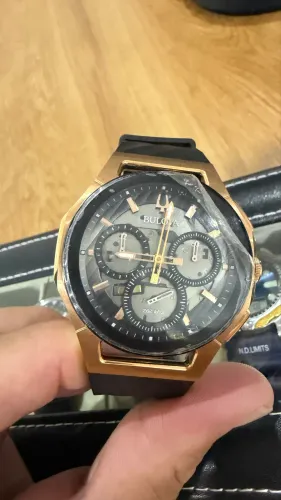 BULOVA CURV