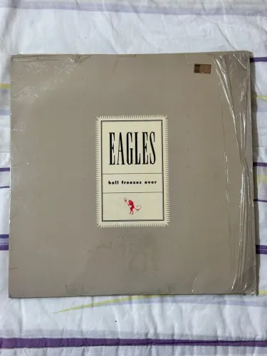 Laser Disc Eagles Hell Freezes Over live
