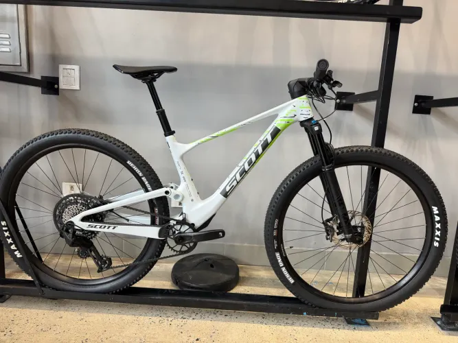 Bicicleta Scott spark RC Comp TAM M