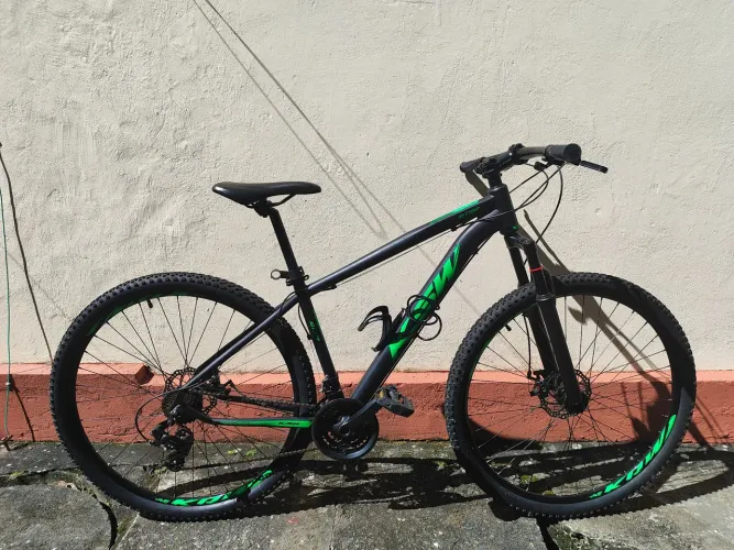 Bicicleta Alumínio Aro 29 KRW Shimano TZ 24 Vel Ltx KRW20. Usada