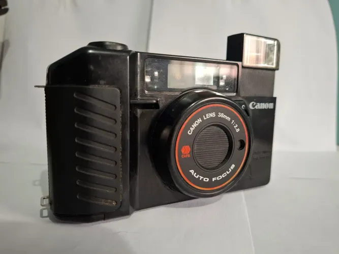 CÂMERA FOTOGRÁFICA ANALÓGICA "CANON LENS 38mm