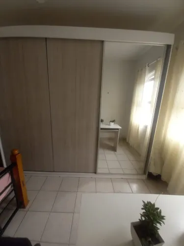 Guarda-roupa