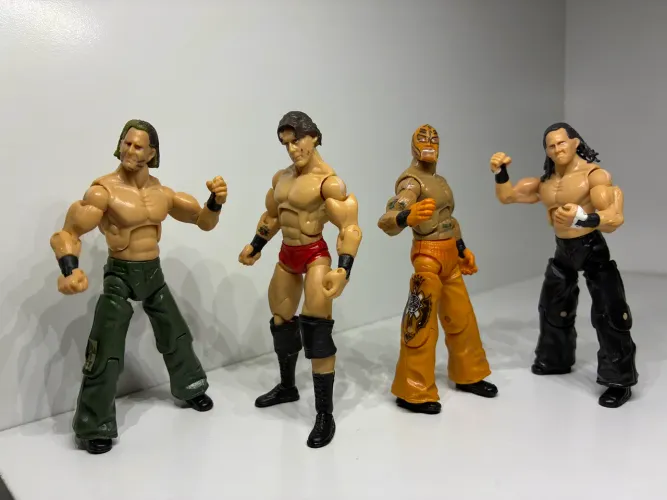 Action figure 1/18