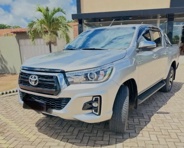 Toyota Hilux CD SRX 4X4 2.8 TDI 16V Diesel Aut. 2019