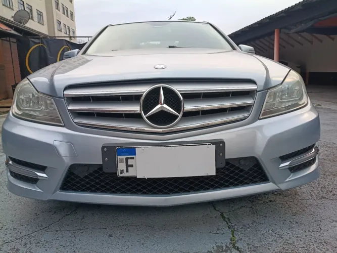 Mercedes-Benz C-180 CGI Sport 1.6 TB 16V 156cv Aut. 2013