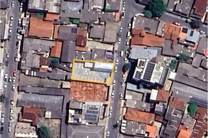 VENDE-SE ESTACIONAMENTO + PONTO COMERCIAL + AP DE 1 QUARTO (OPORTUNIDADE)