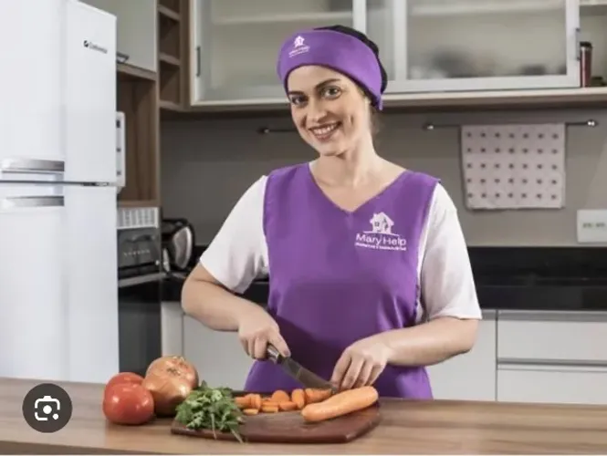 Vaga para cozinheira residencial