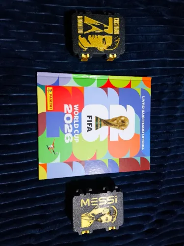 Copa 2026 (Álbum Capa Dura + Figurinhas sem repetição e repetidas + 2 porta figurinhas(