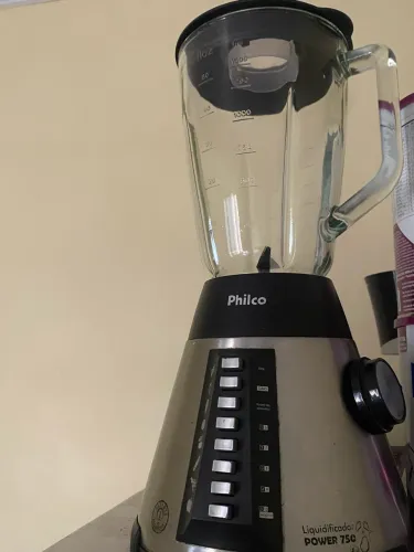VENDE-SE OU TROCO POR OUTRA COISA
