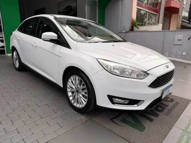 Ford Focus Fastback Se/se Plus 2.0 Flex Aut. 2016