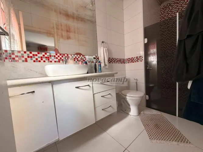 Casa com 4 dormitórios à venda, 191 m² por R$ 670.000 - Vila Nogueira - Campinas/SP
